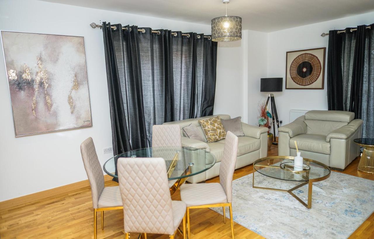 Dartford Luxury 2 Bed Apartment エクステリア 写真