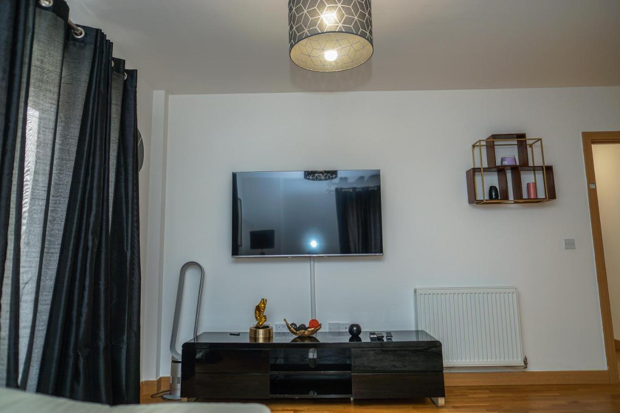 Dartford Luxury 2 Bed Apartment エクステリア 写真