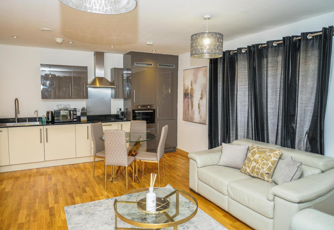 Dartford Luxury 2 Bed Apartment エクステリア 写真