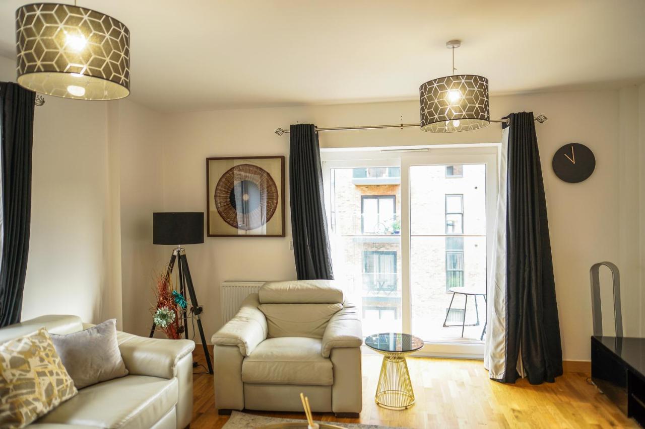 Dartford Luxury 2 Bed Apartment エクステリア 写真