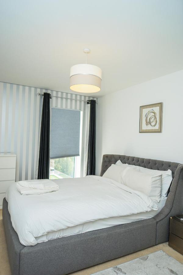 Dartford Luxury 2 Bed Apartment エクステリア 写真